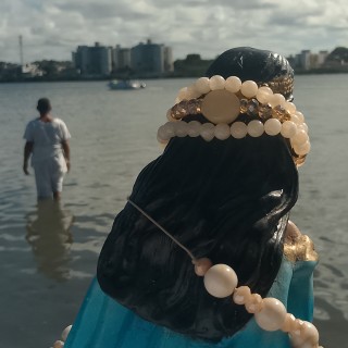 FESTA DE IEMANJÁ 2025 REÚNE POVOS DE CANDOMBLÉ E TURISTAS NA PRAIA DO CRISTO EM CELEBRAÇÃO DE FÉ E TRADIÇÃO
