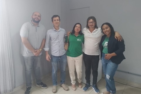 MUTIRÃO DA ONG MAIS VOCÊ LEVA SAÚDE, CIDADANIA E DIGNIDADE A MORADORES DE ILHÉUS