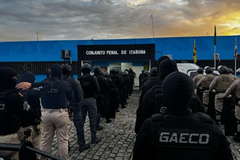OPERAÇÃO APREENDE MAIS DE 150 OBJETOS NO CONJUNTO PENAL DE ITABUNA