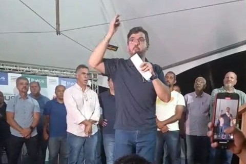 Farra com dinheiro público e censura velada: prefeito ignora críticas e escancara desprezo pela imprensa independente